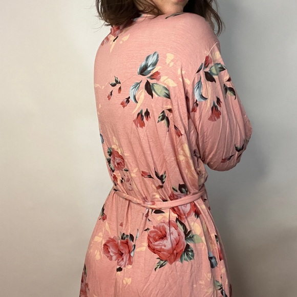 Pinkblush Super Soft Pink Robe - Picture 8 of 10